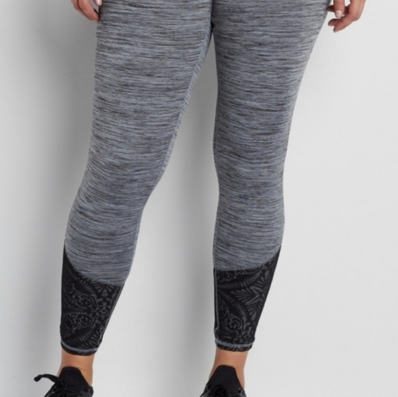 Maurices In Motion Gray Lace Cuff Leggings Size S - Picture 2 of 9